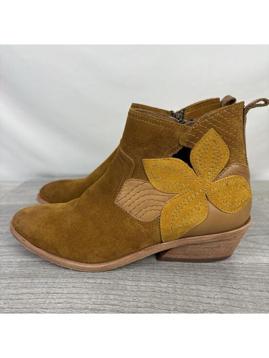 Frye Shoes - Frye Farrah Floral Suede Leather Ankle Boots 6.5 Women’s-Boho Chic Vibes!-